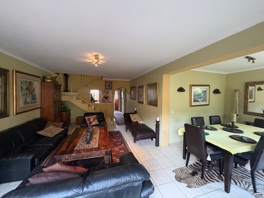 3 Bedroom Property for Sale in Table View Western Cape